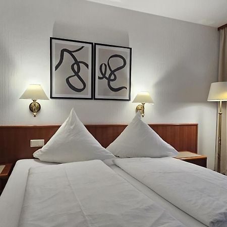 Hotel Garni Vierjahreszeiten Bad Staffelstein Eksteriør billede