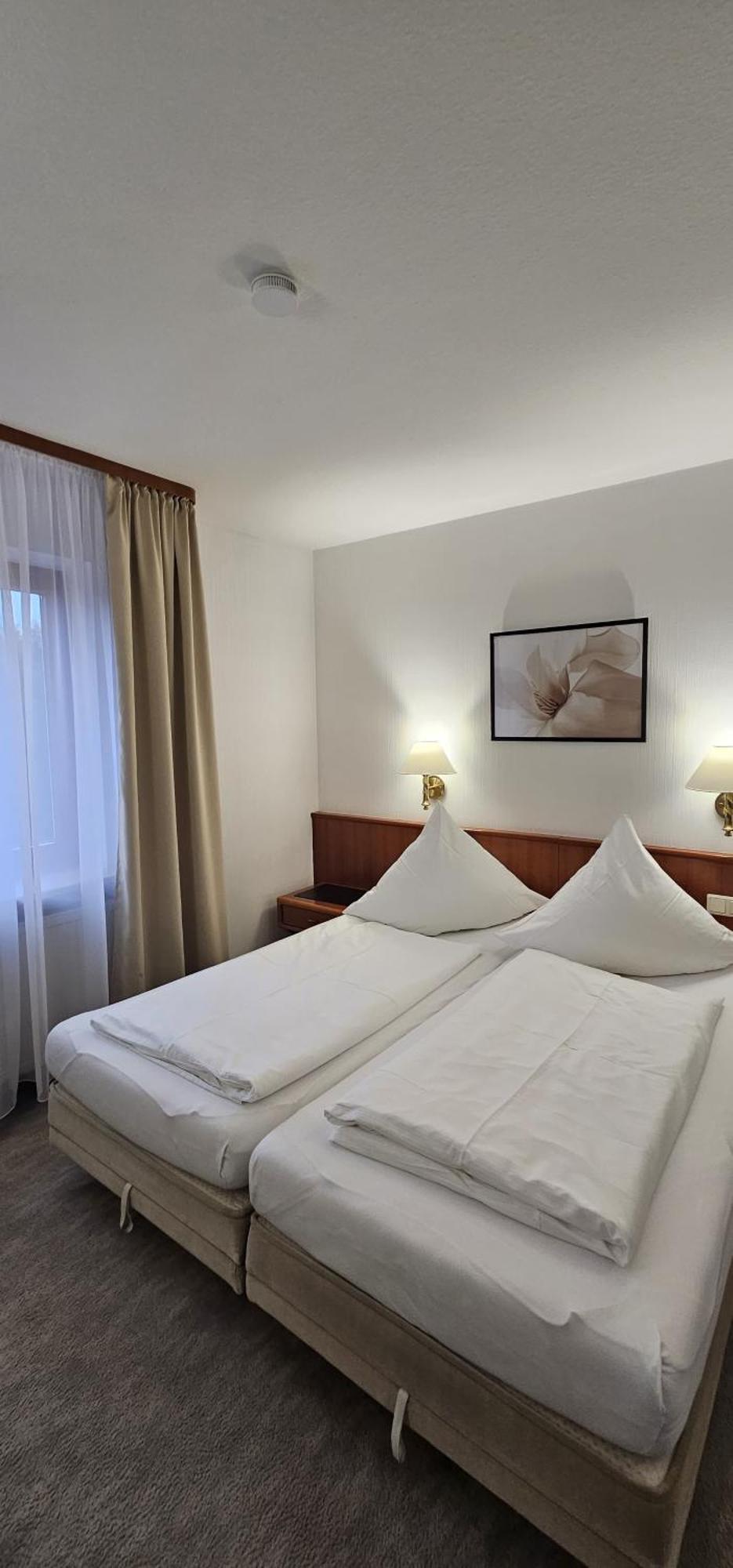 Hotel Garni Vierjahreszeiten Bad Staffelstein Eksteriør billede